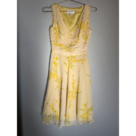 Donna Ricco Dresses & Skirts - Donna Ricco 4 Petite Yellow Floral mini Dress 4P y2k fairy whimsi romantic silk